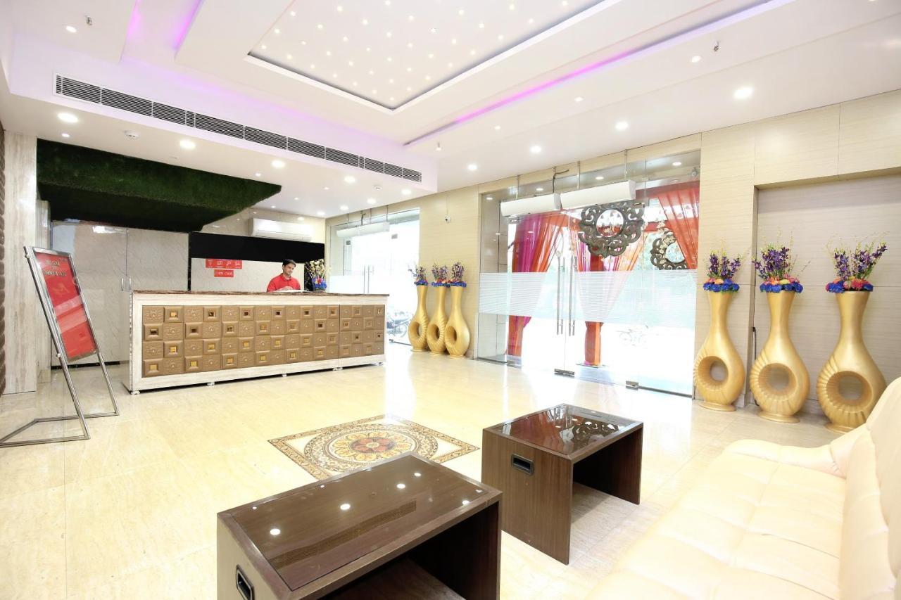 Hotel Grand M Lajjo Ludhiana Zewnętrze zdjęcie