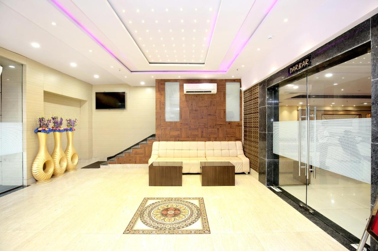 Hotel Grand M Lajjo Ludhiana Zewnętrze zdjęcie