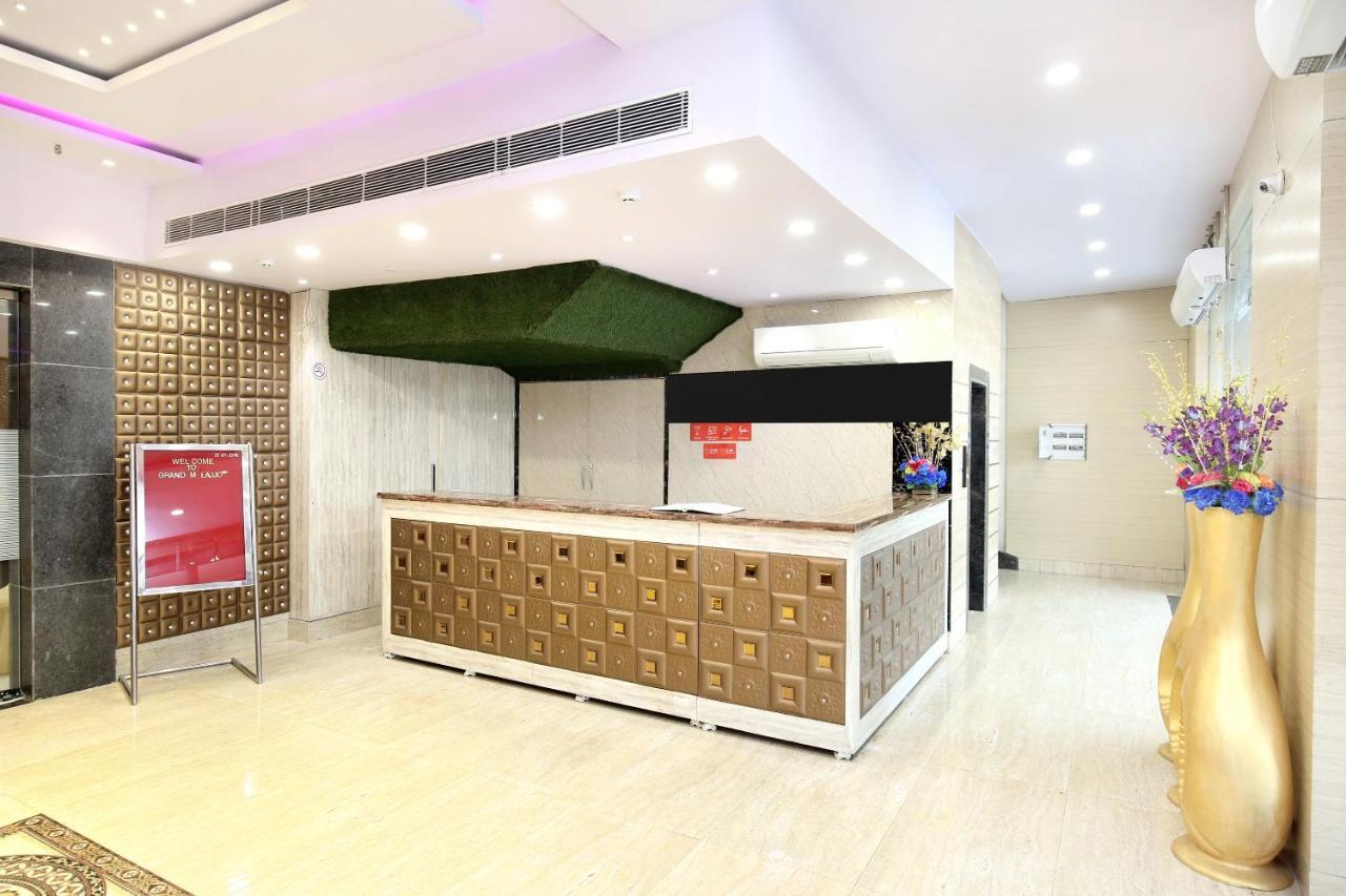 Hotel Grand M Lajjo Ludhiana Zewnętrze zdjęcie