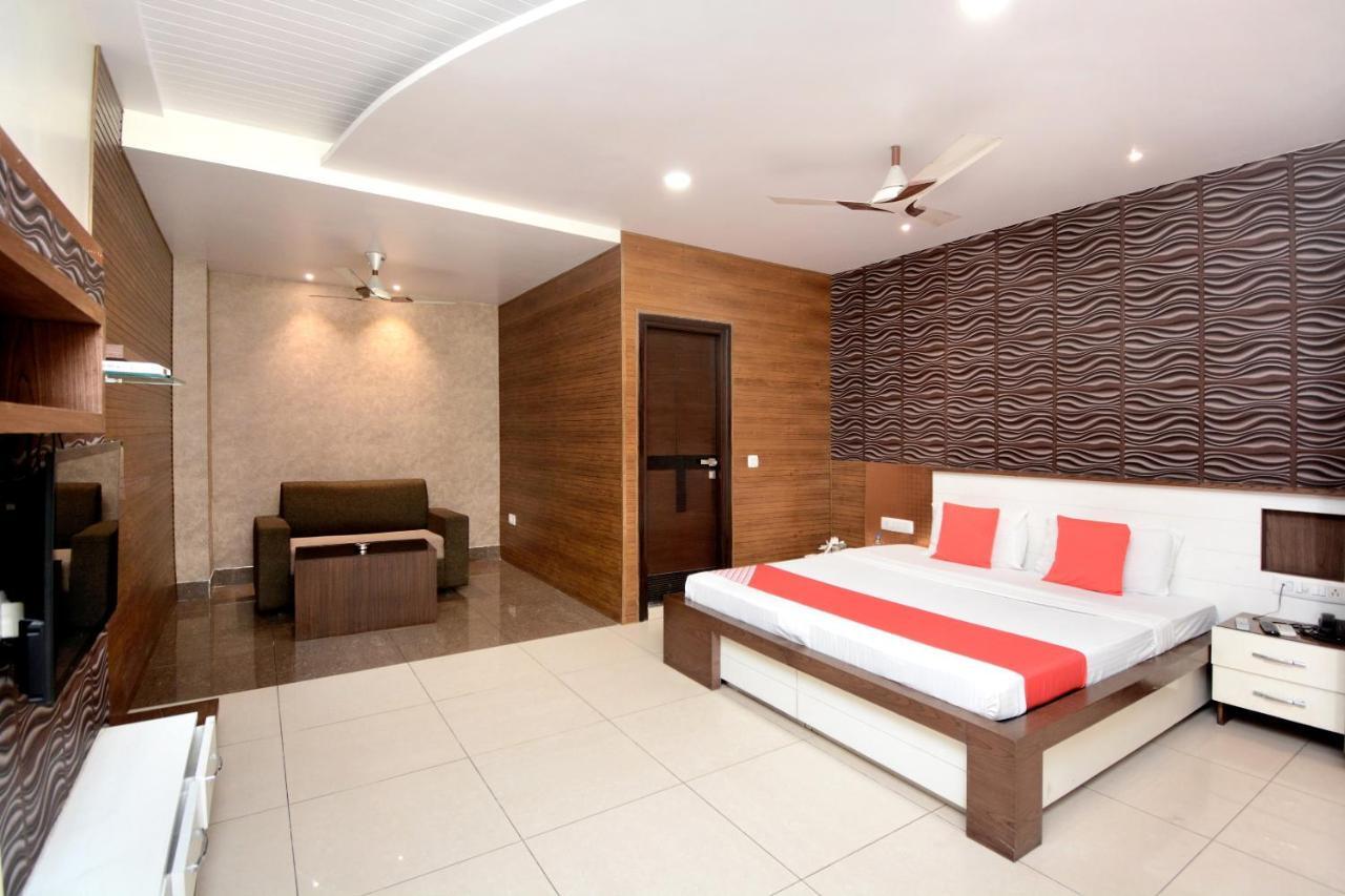 Hotel Grand M Lajjo Ludhiana Zewnętrze zdjęcie